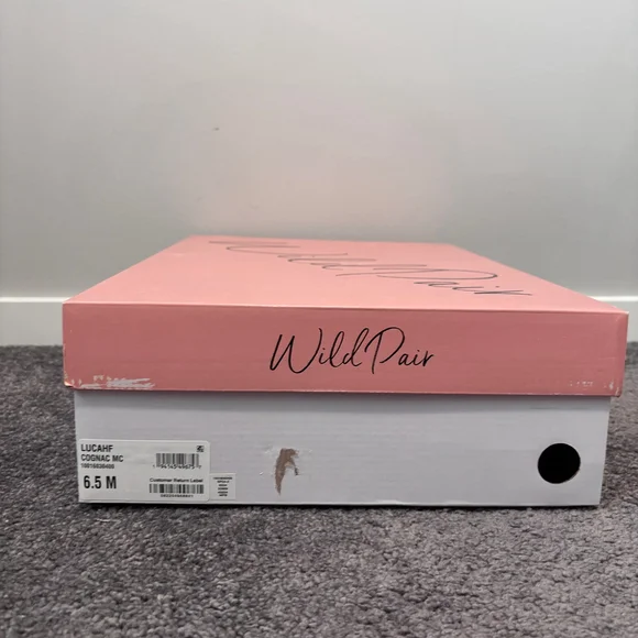 Wild Pair Women's Size 6.5 Brown Suede Cowboy Boots w/ Gold Crystals NIB - Picture 13 of 13